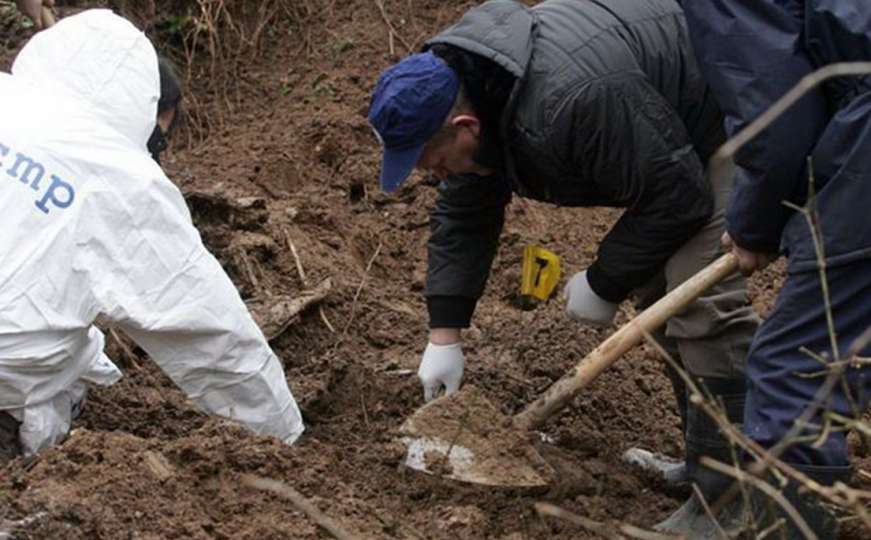 U Bratuncu pronađeni posmrtni ostaci najmanje dvije osobe